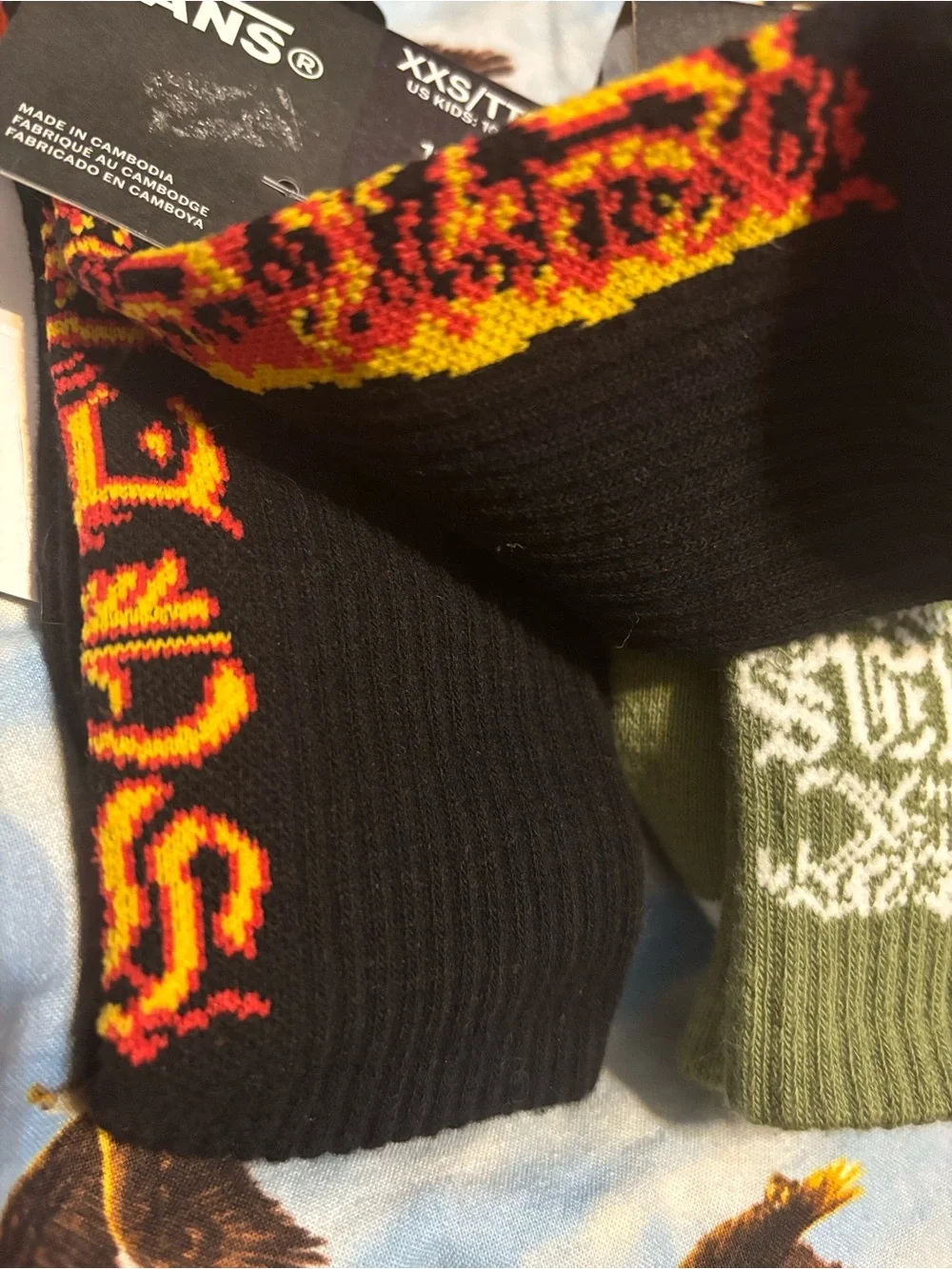 2 pairs of boys vans crew socks 10.5-13 nwt